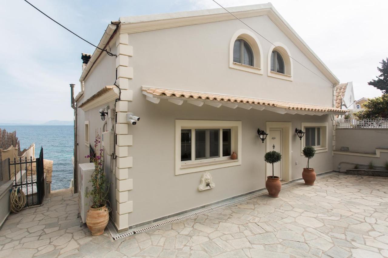 Beach Front Villa Litore Mesongí Dış mekan fotoğraf